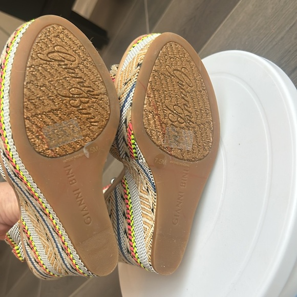 Gianni Bini Multicoloured Ankle Strap Platform Wedge Boho Sandals Women Size 7.5 - Picture 14 of 17